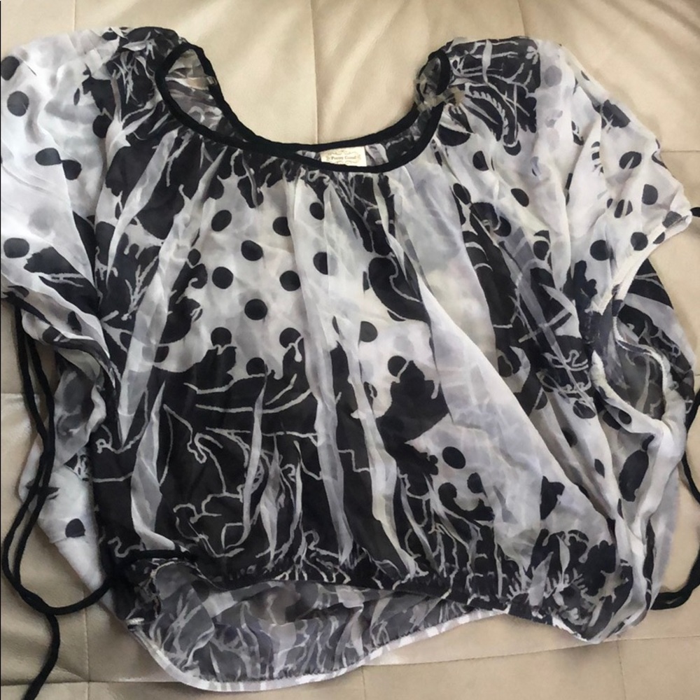 Black and white blouse
